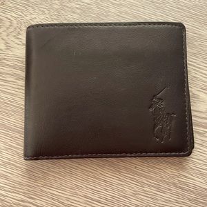Polo wallet. Brown leather.
